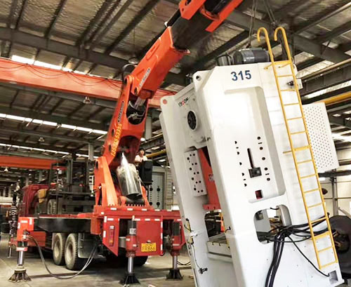 鼎湖提升工作效率，选择优质折臂吊租赁服务