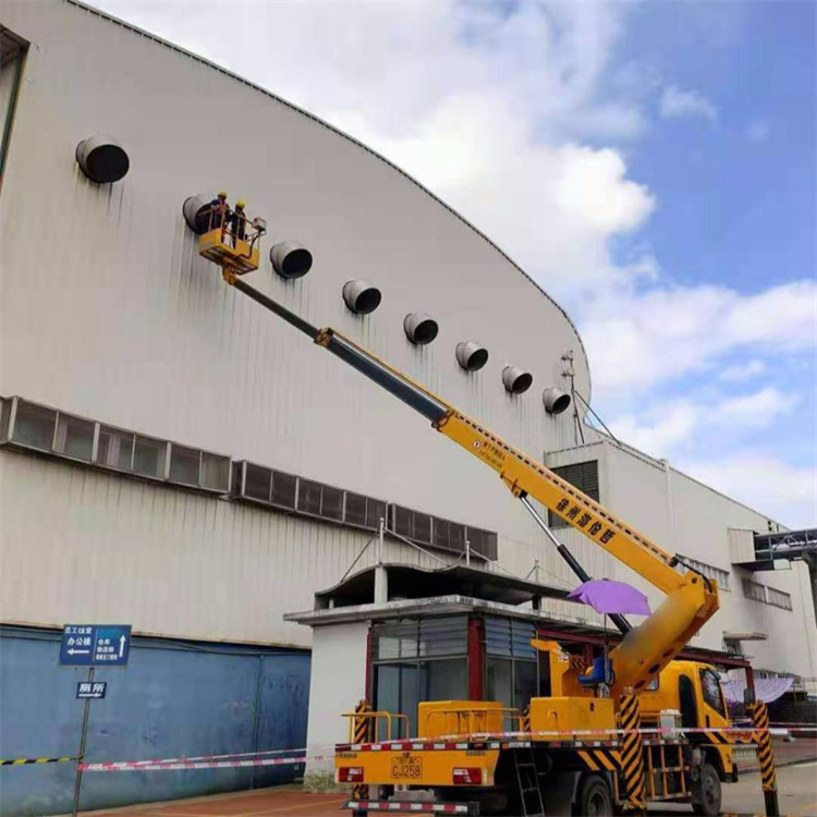 鼎湖高空作业车出租服务：专业广告牌安装解决方案