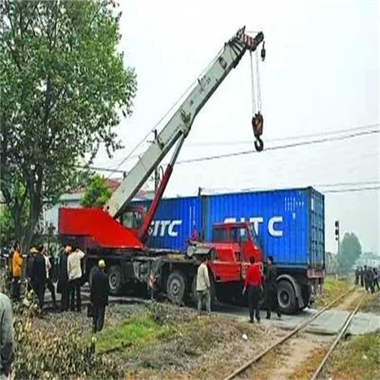 鼎湖如何快速找到附近的吊车救援公司